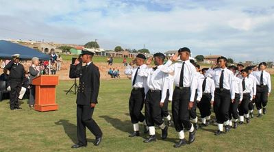Knysna cadets support Mossel Bay peers